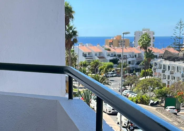 Ocean View & Pool Los Cristianos Summerland