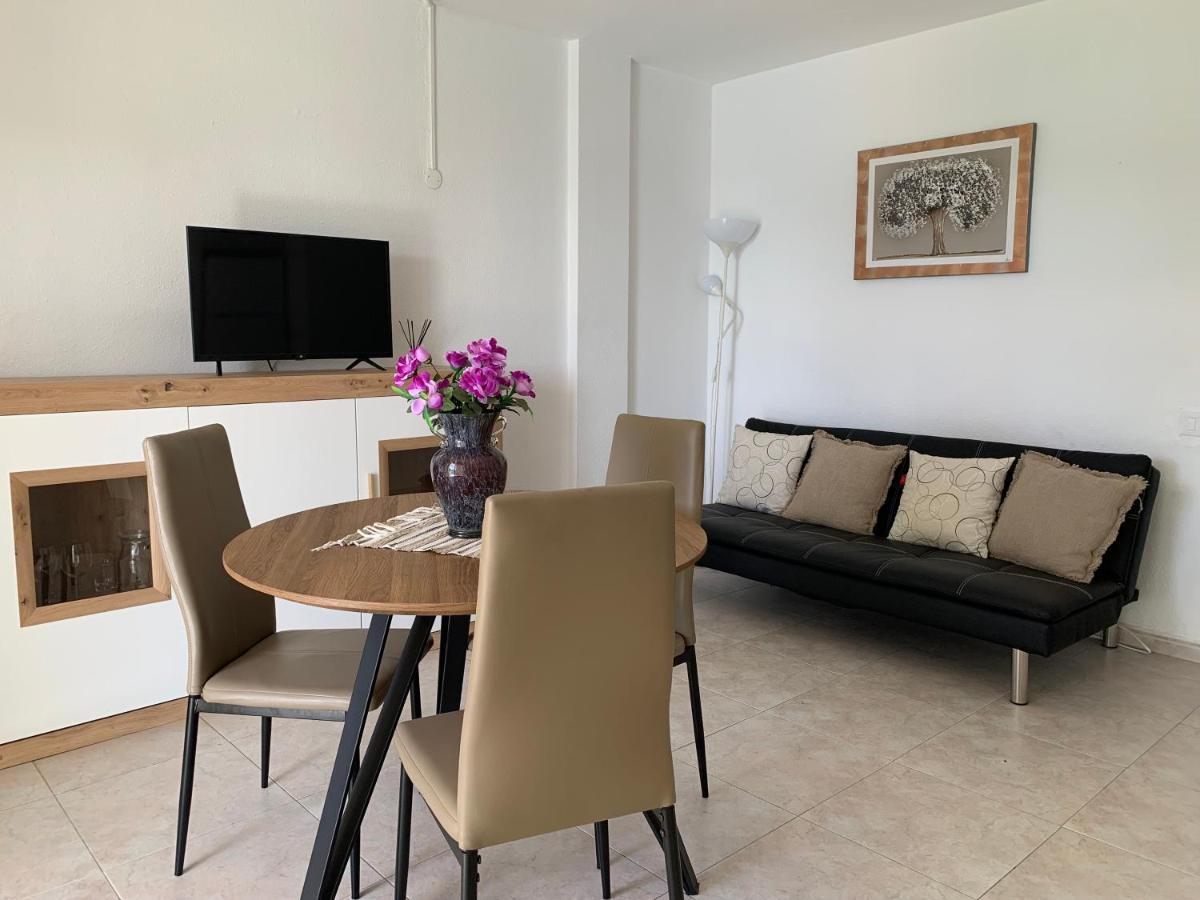 Apartment Comodoro, Situado En Frente Del Mar *