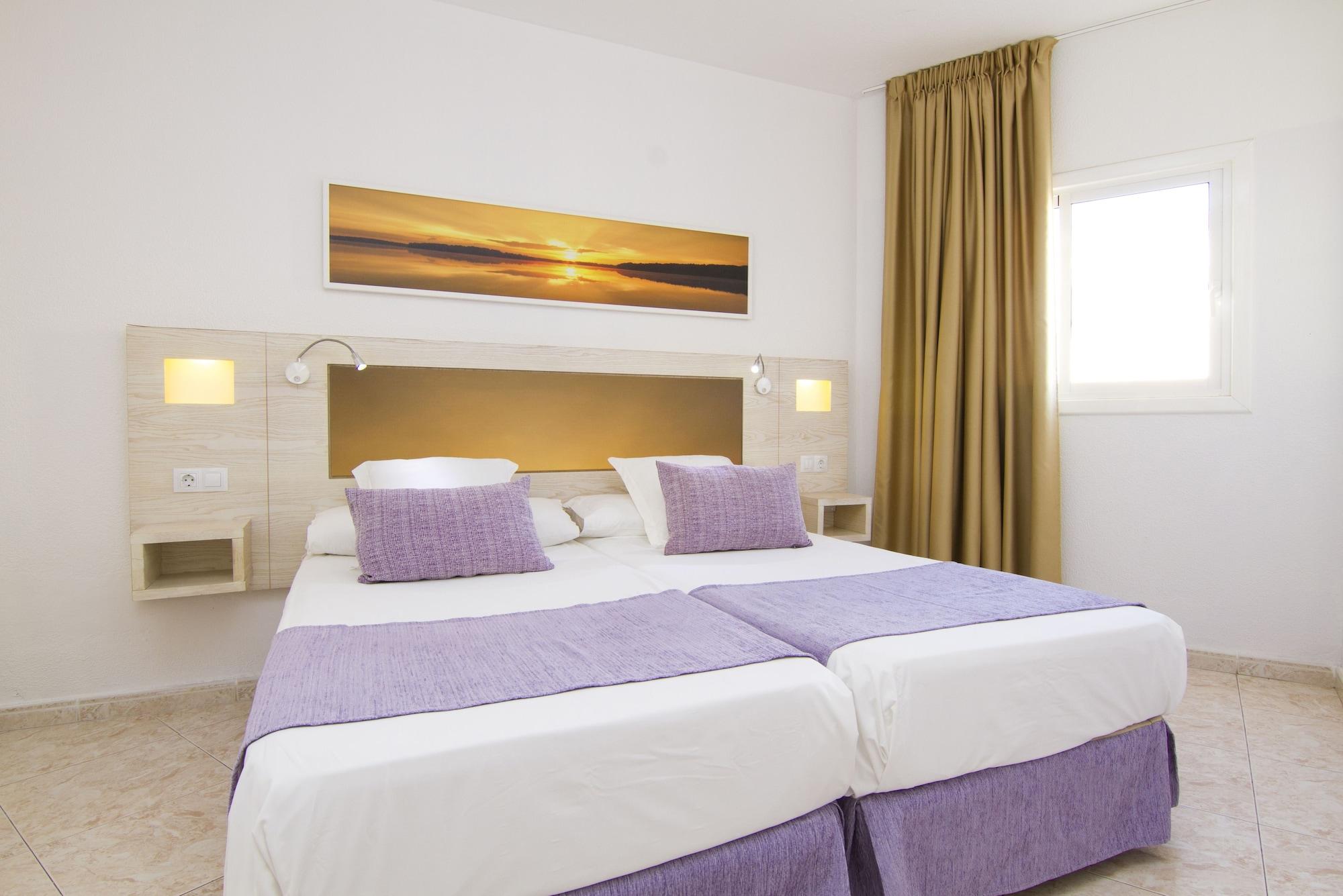 Aparthotel Checkin Atlantida Los Cristianos (Tenerife)