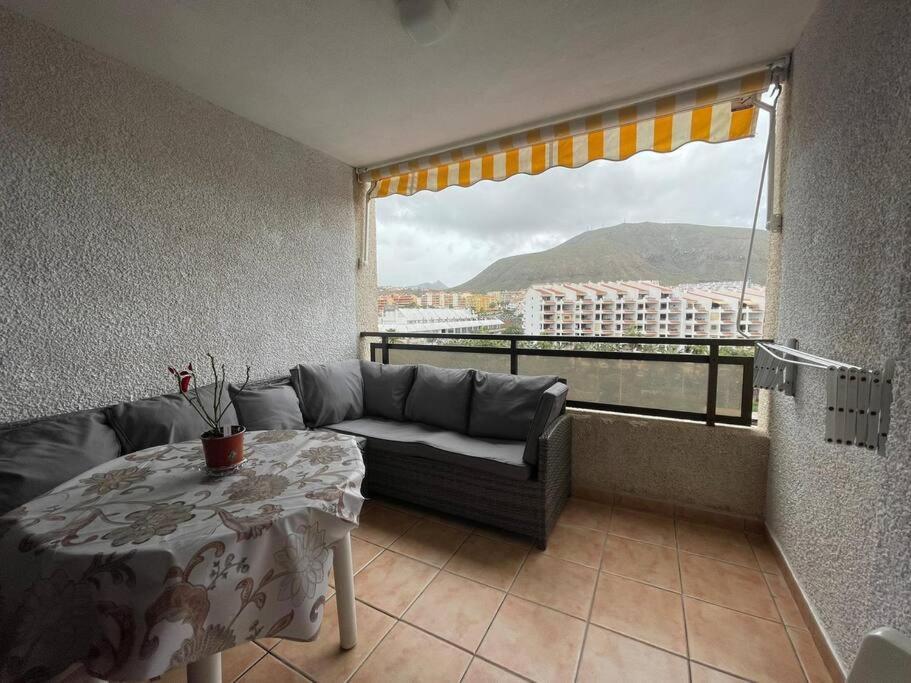 Lovely In The Heart Of Cristianos Apartamento