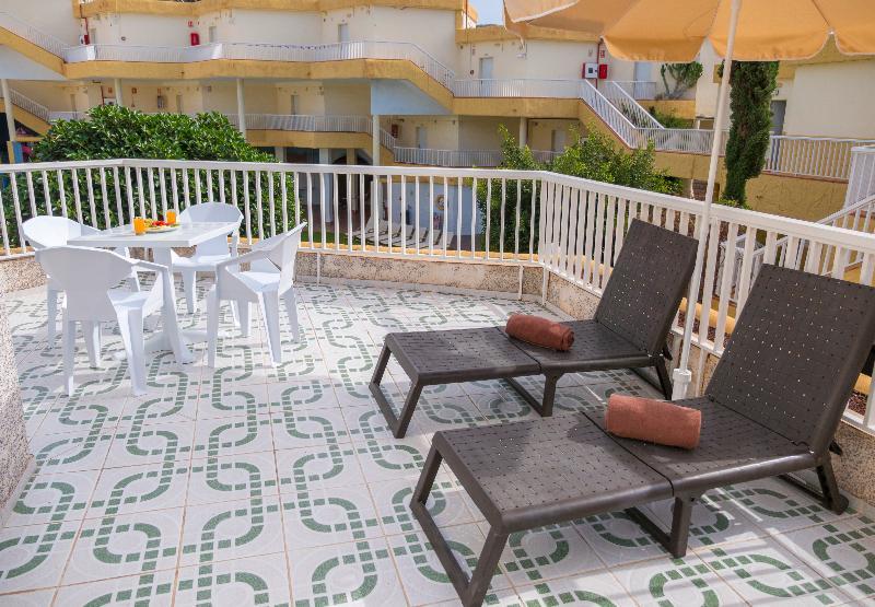 Aparthotel Checkin Atlantida