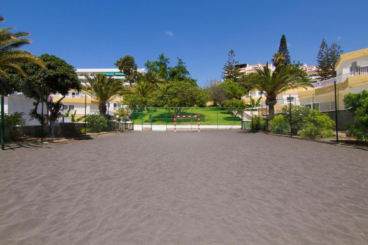 Checkin Atlantida Aparthotel 3*