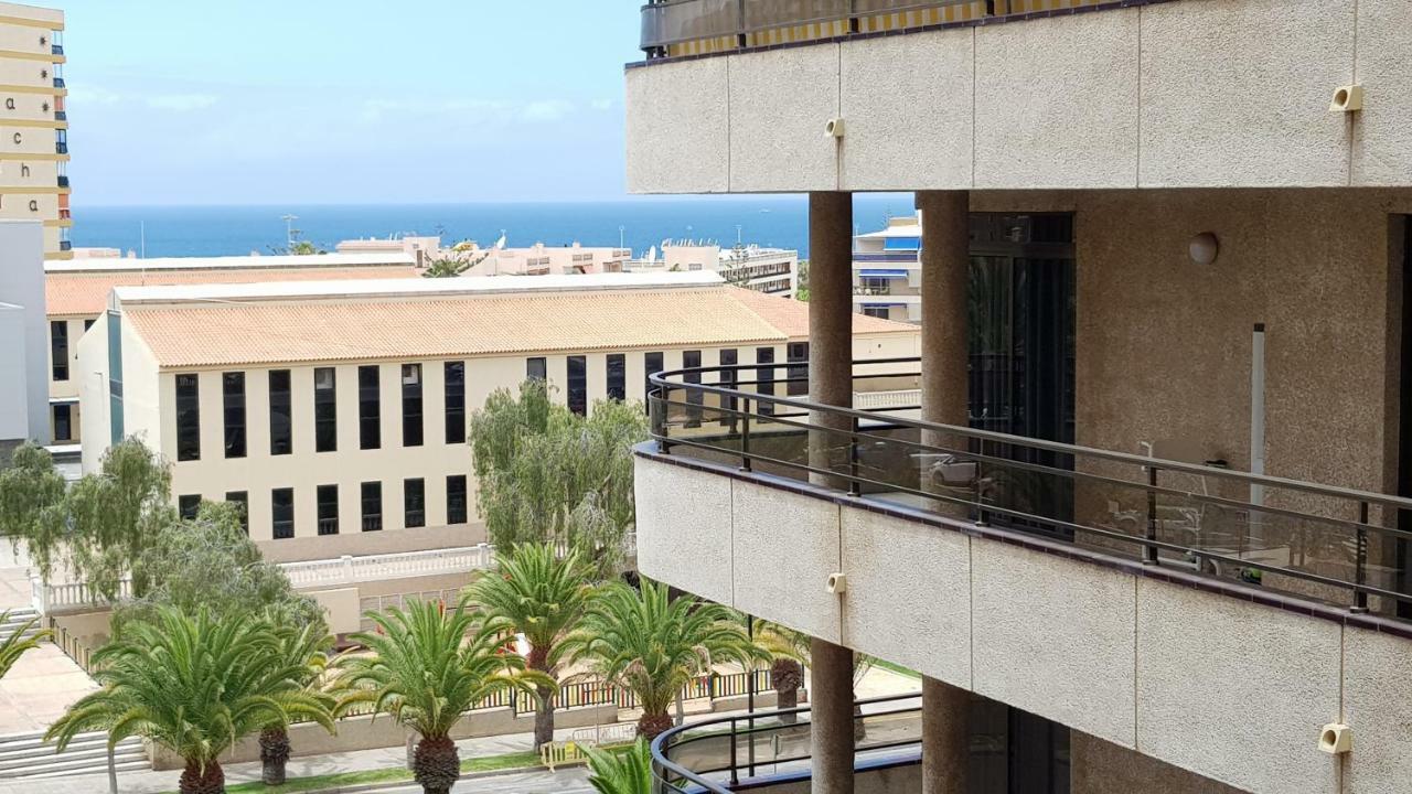 Los Cristianos Valdes Center 3 *