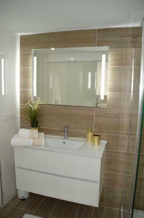 New Luxury Duplex Castle Harbour Cristianos Appartement *