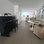 Nosotros Luxury Villa