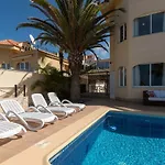 Exclusive Villa On The First Line Of The Ocean With A Private Heated Pool