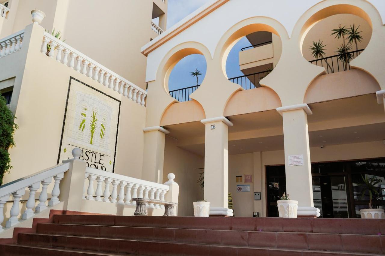 Great View, Heated Pool, Cool Design - Castle Harbour In Cristianos Apartamento *