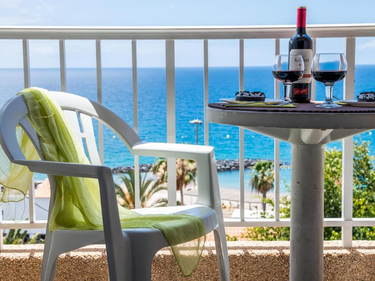 1 1 Beautiful Seafront With Balcony And Wifi *