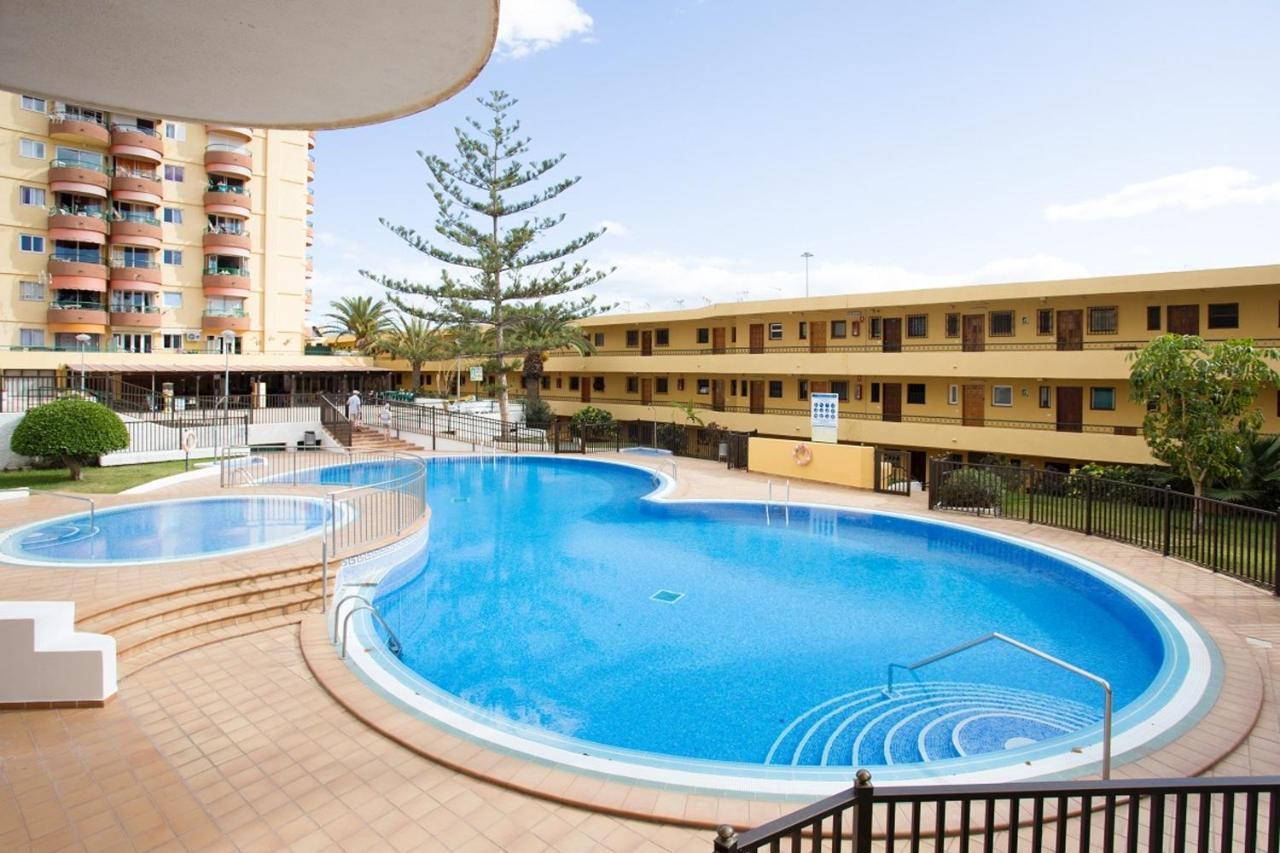 One Bedroom At Arona 200 M Away From The With Sea View Shared Pool And Jacuzzi * Los Cristianos (Tenerife)