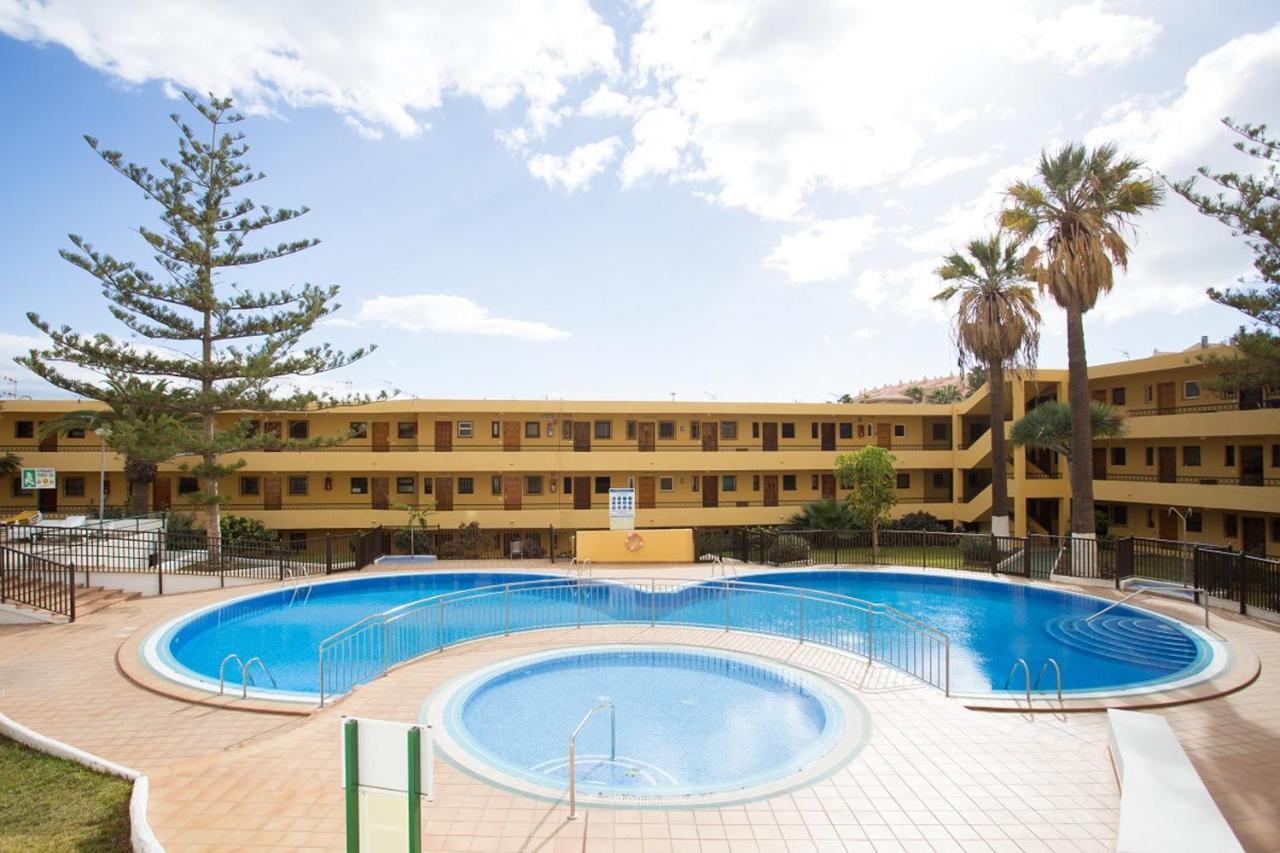 One Bedroom At Arona 200 M Away From The With Sea View Shared Pool And Jacuzzi Los Cristianos (Tenerife)