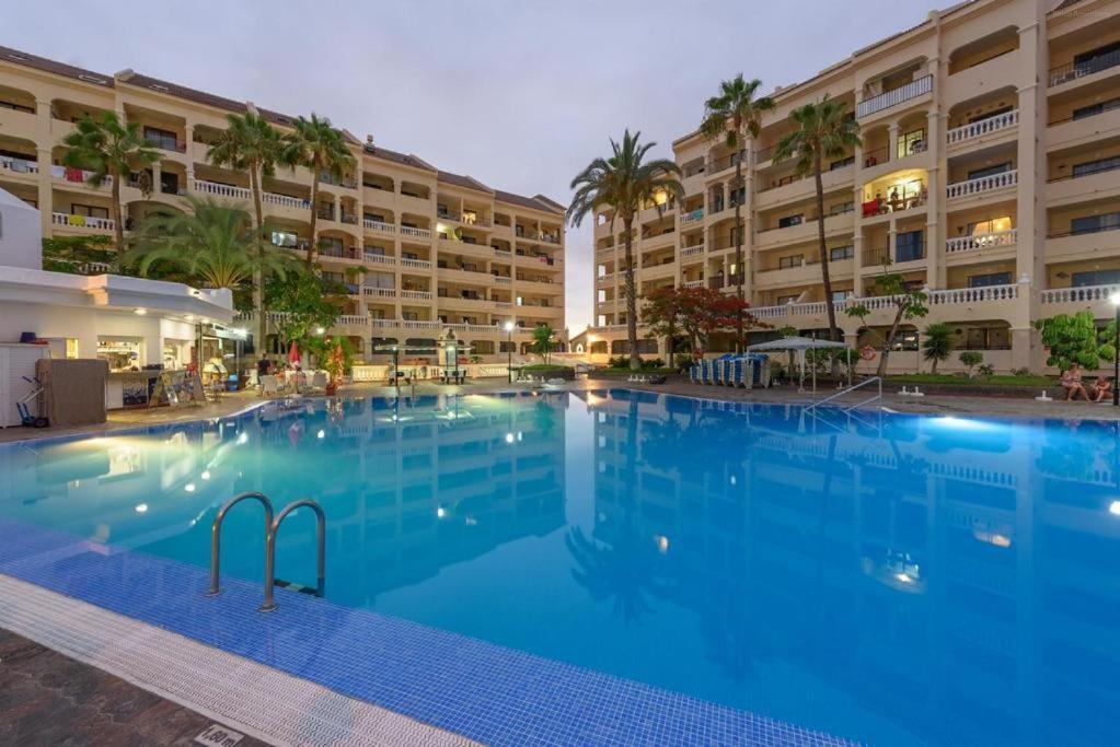 Panoramic 2 Bed Penthouse Apartment Los Cristianos (Tenerife)