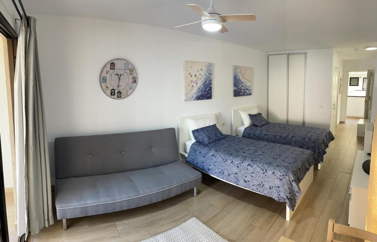 Apartment Castle Harbour Cristianos Beautiful With Pool View