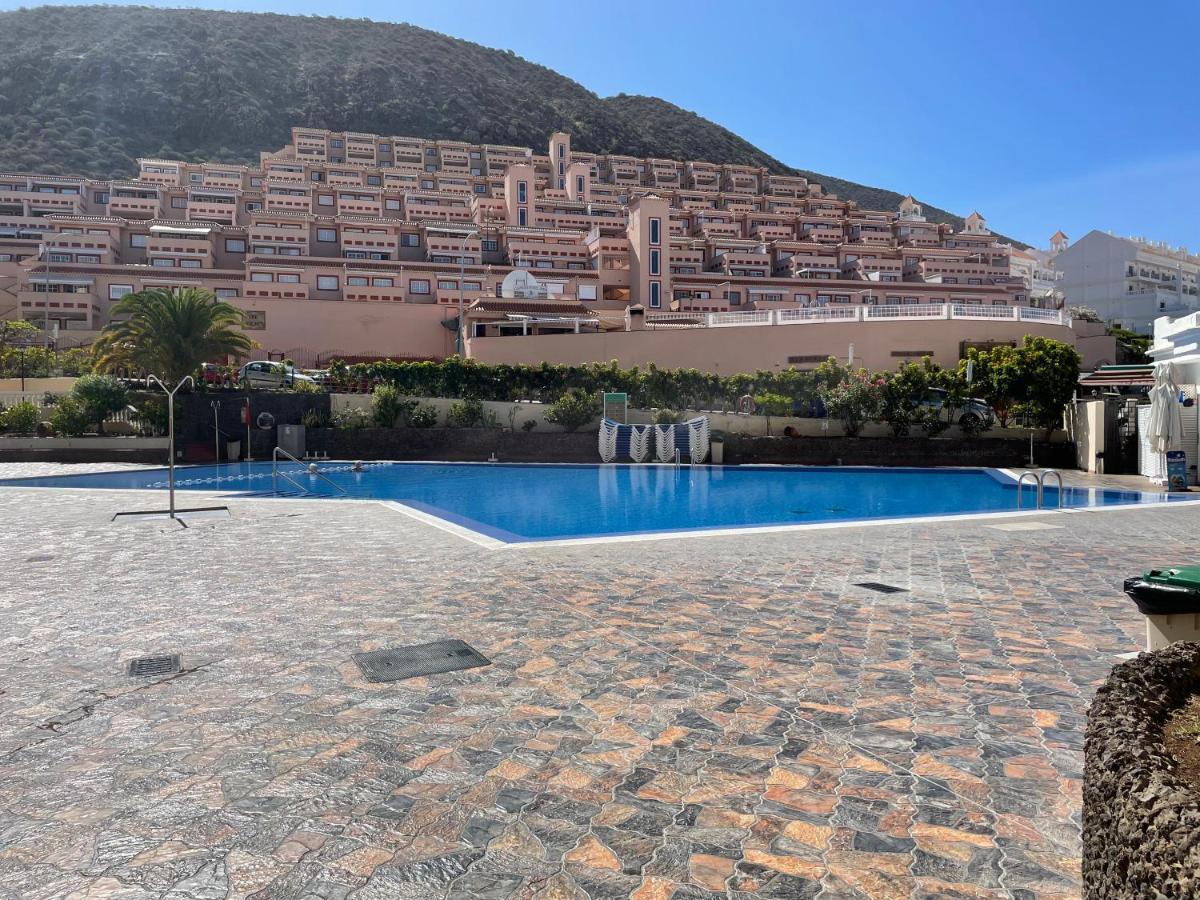 Apartment Castle Harbour Cristianos Beautiful With Pool View