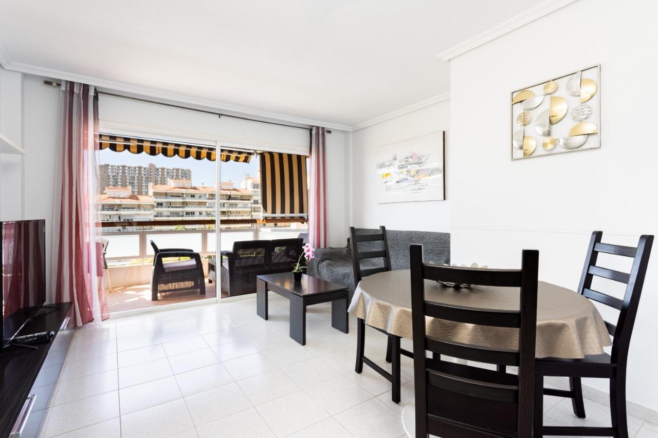 Black And White Free Wifi Apartment Los Cristianos (Tenerife)