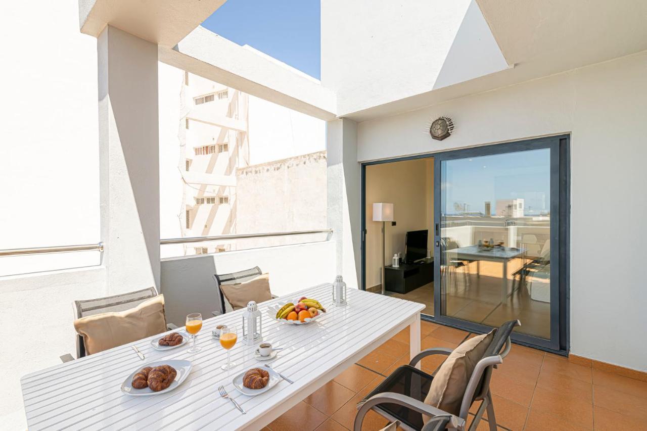 Luxury Holidays Suites, Playa De Cristianos Apartamento *