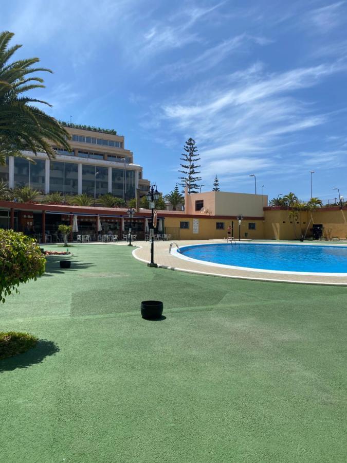 En Cristianos - Free Wifi * Los Cristianos (Tenerife)