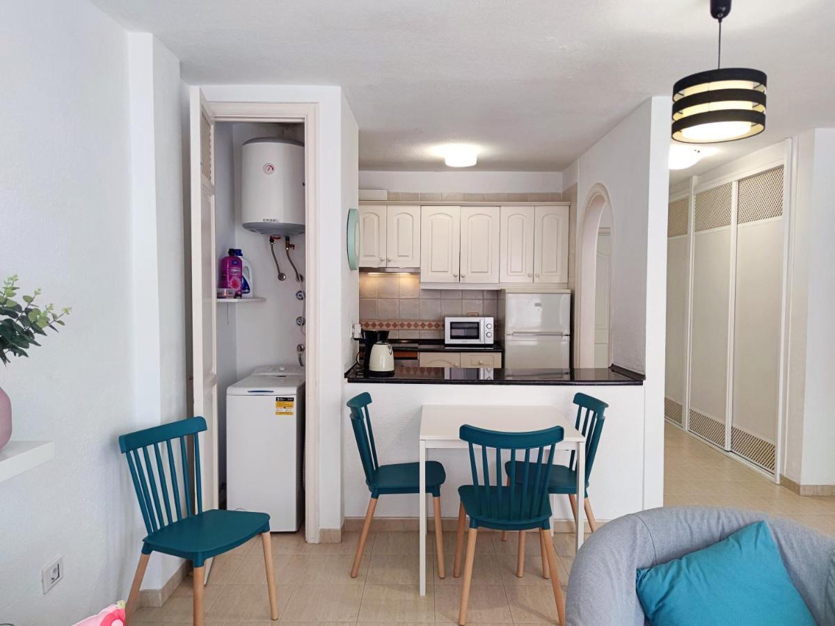 The Heights - Cristianos - Heated Pool - Wifi Free Apartment