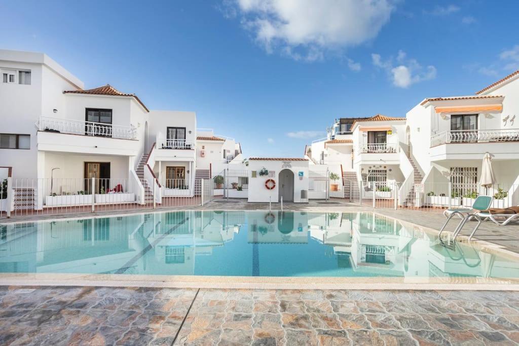 Molton Tenerife 1 Los Cristianos (Tenerife)