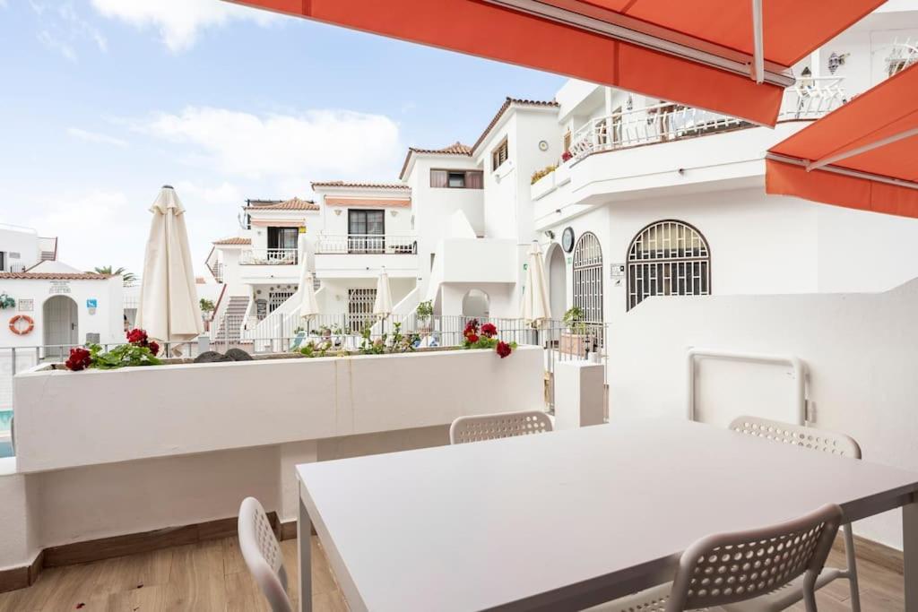 Molton Tenerife 1 * Los Cristianos (Tenerife)