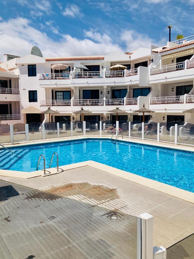 With Terrace And Pool, Cristianos Apartment Los Cristianos (Tenerife)