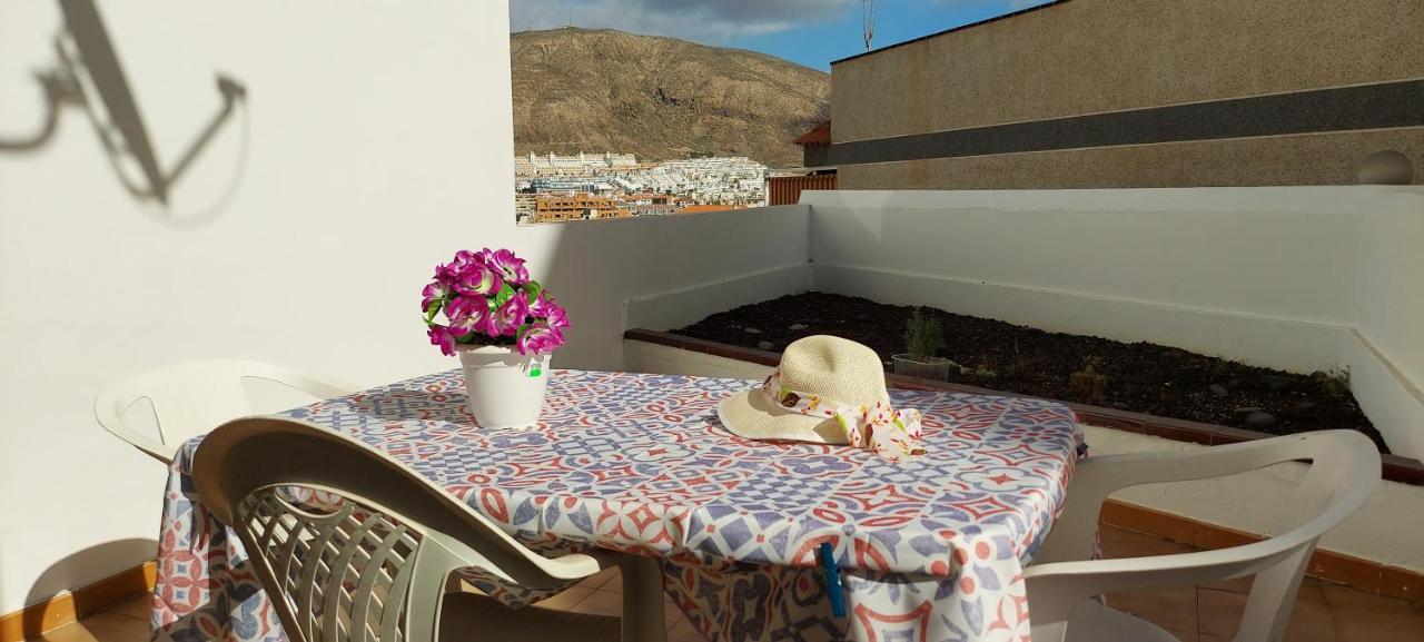 Casa de férias Cristianos Apartment, 1 Bedroom Wifi Free & Big Terrace Los Cristianos (Tenerife)