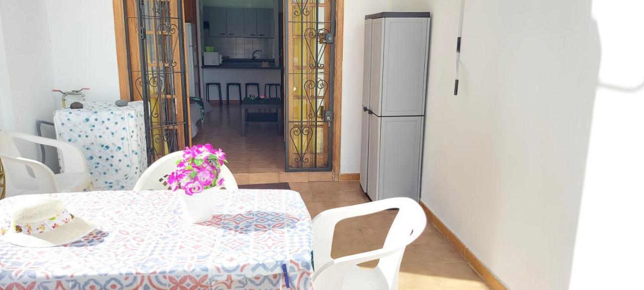 Cristianos Apartment, 1 Bedroom Wifi Free & Big Terrace *