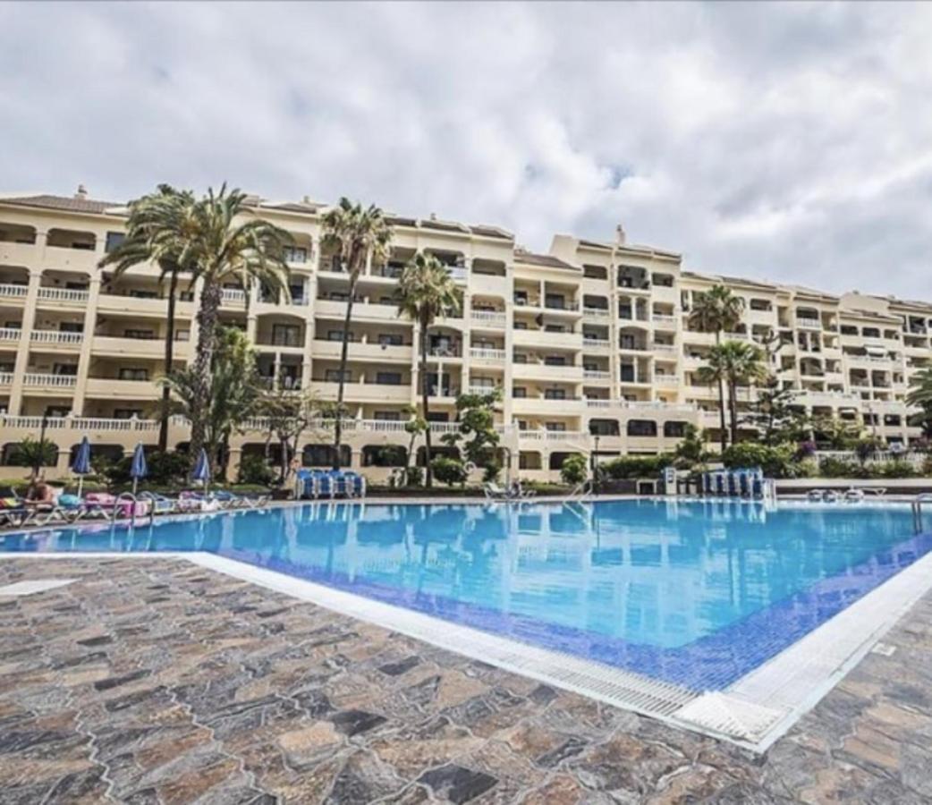 Apartment Castle Harbour *