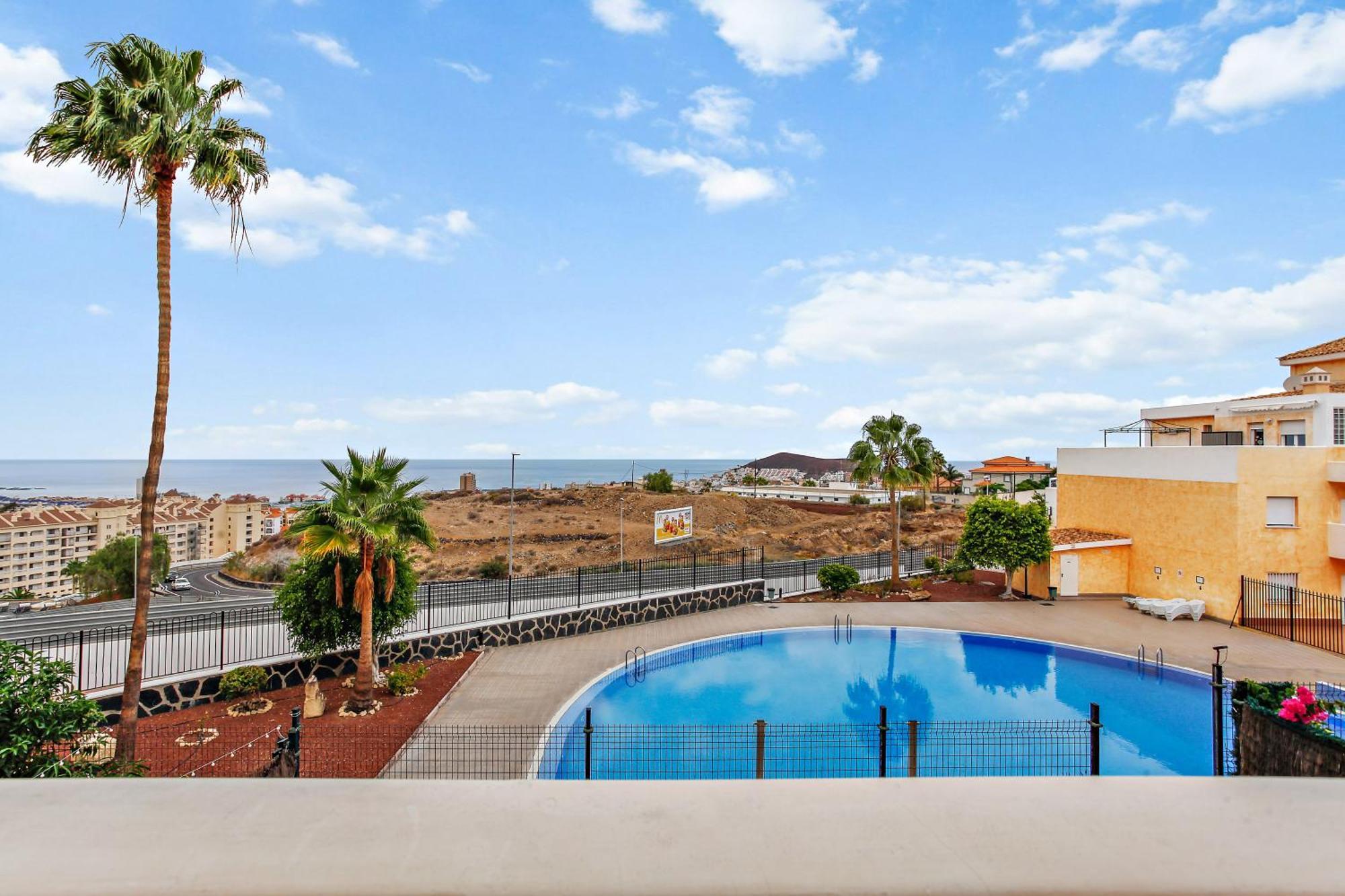 1 Bedroom Giuly Sea Views In Cristianos Appartement *