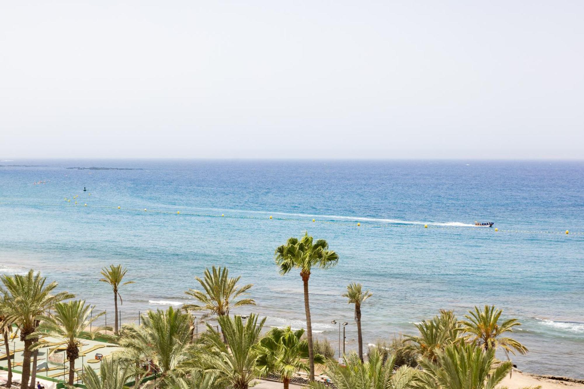 Bonito Apto Cristianos, Vistas Al Mar Y Playa Apartamento