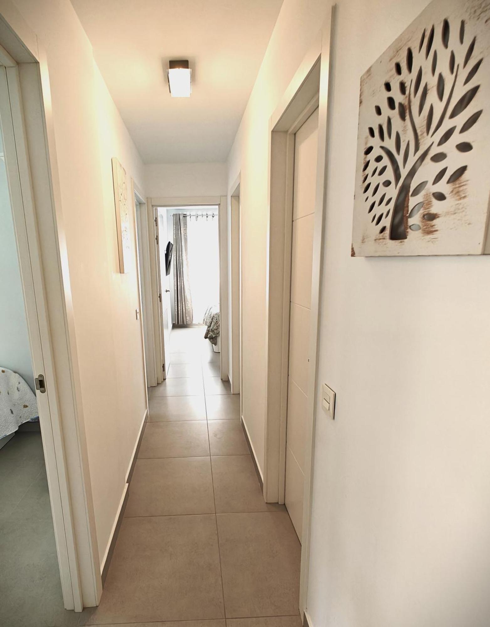 Sun - 3 Bedrooms, Priv Parking, Pool, Ac, Tv Channels, Fibre Net Apartment