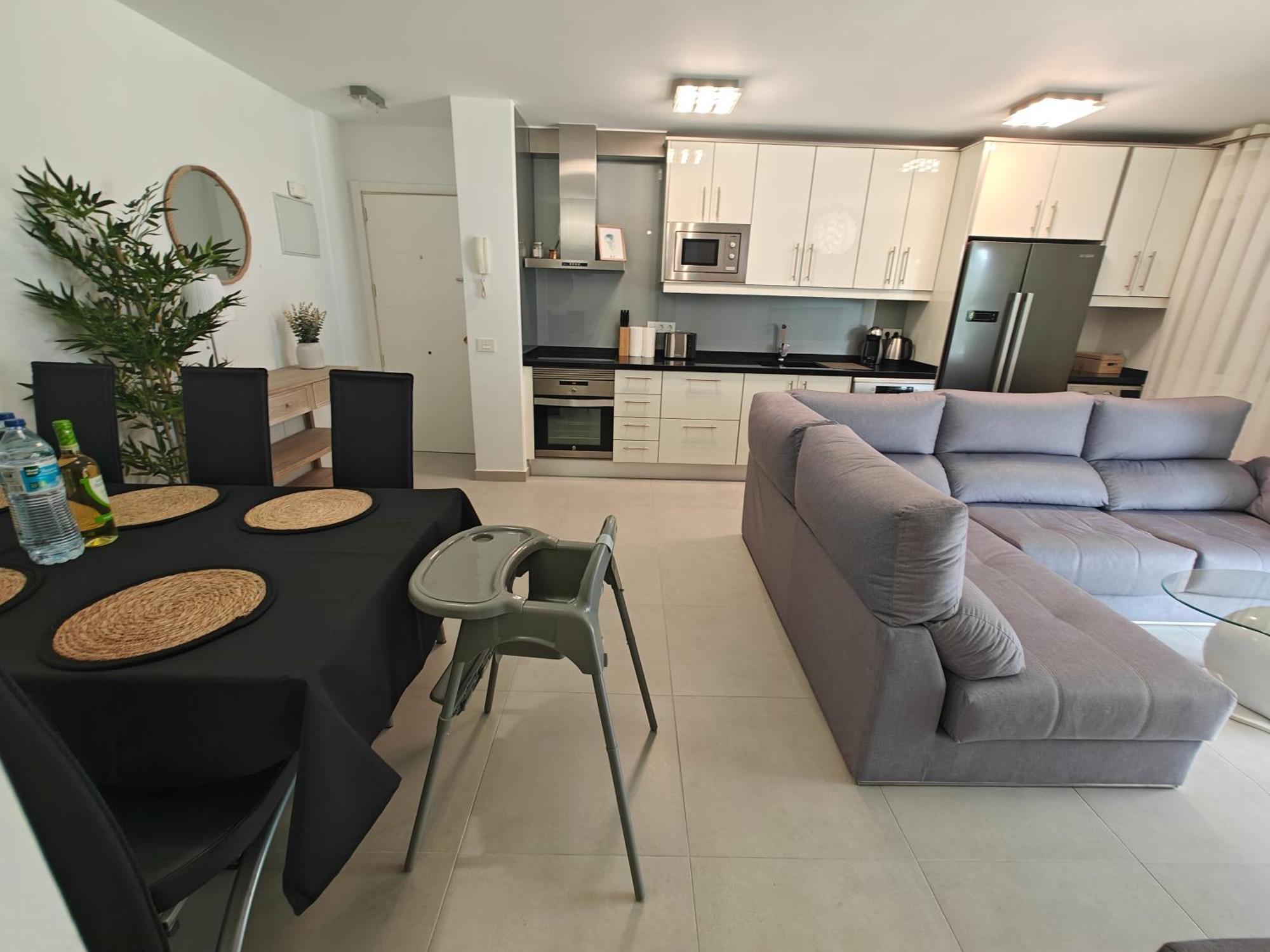 Apartment Sun - 3 Bedrooms, Priv Parking, Pool, Ac, Tv Channels, Fibre Net Los Cristianos (Tenerife)