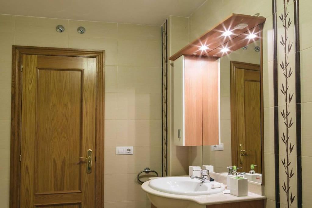 Apartment In The Center Of Cristianos *