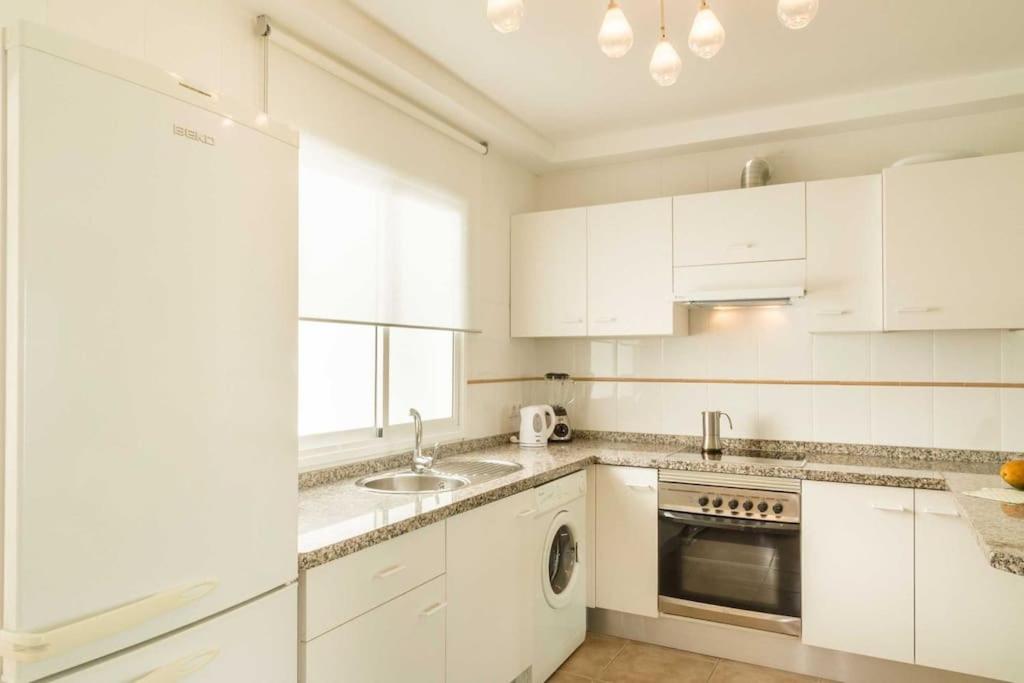 Apartment In The Center Of Cristianos