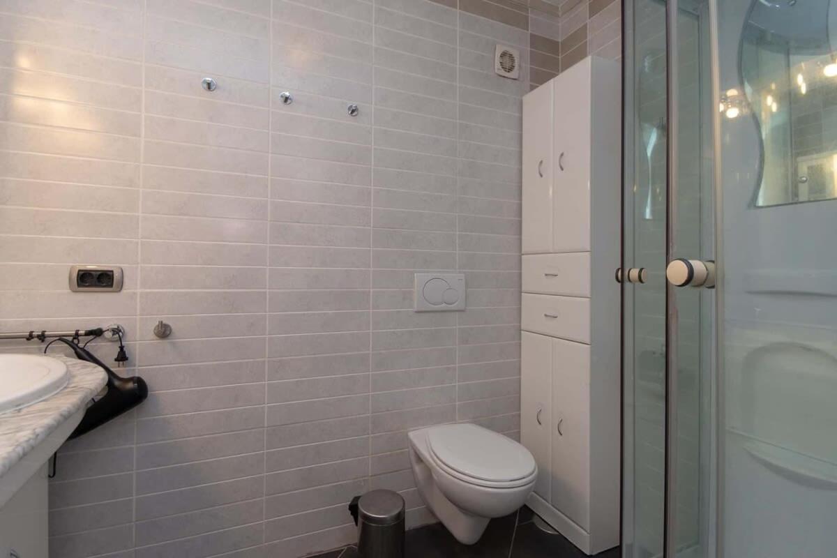 Achacay 1 - Two Bed * Los Cristianos (Tenerife)