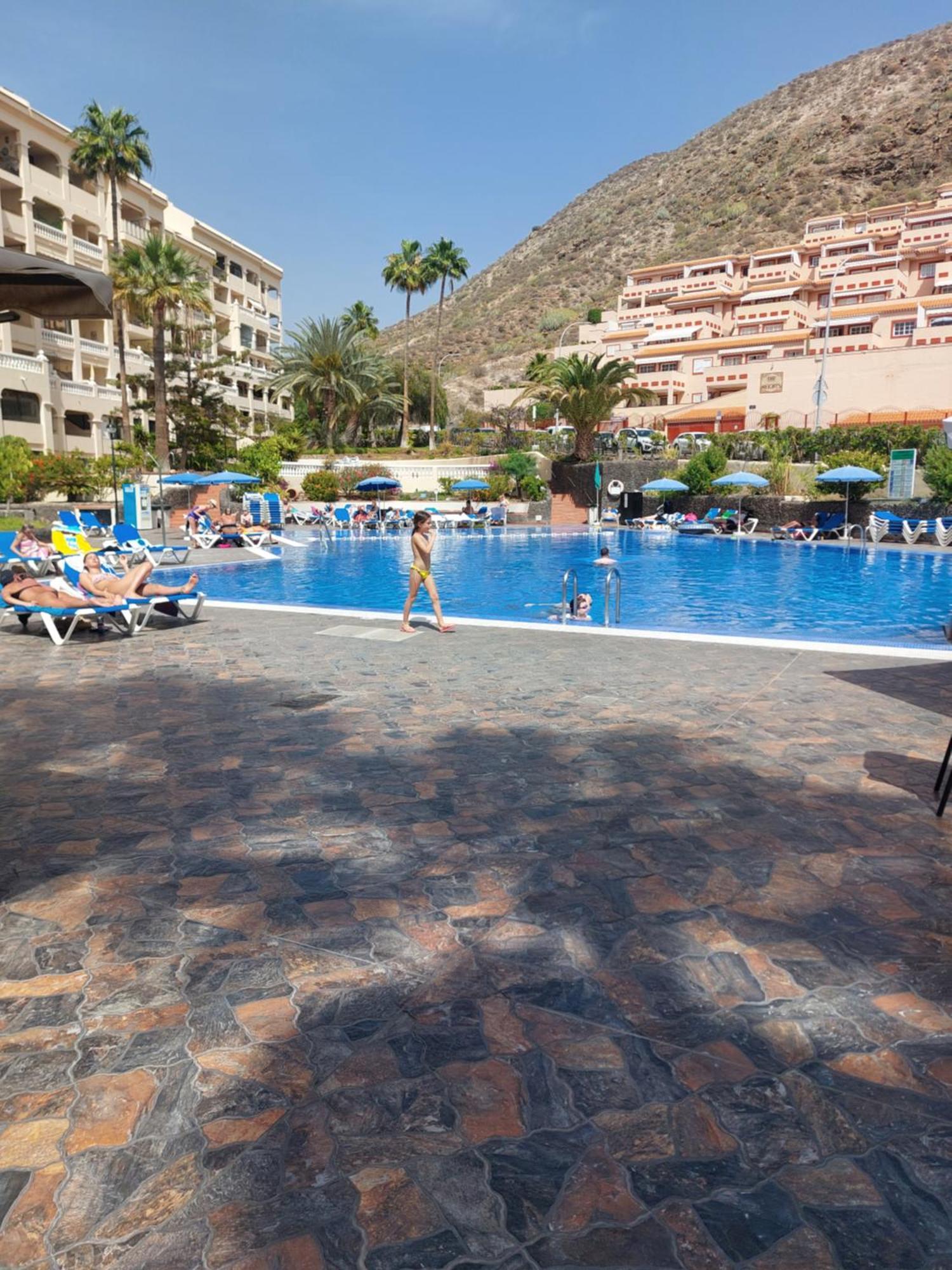 1 Bedroom Cristianos Apartment *