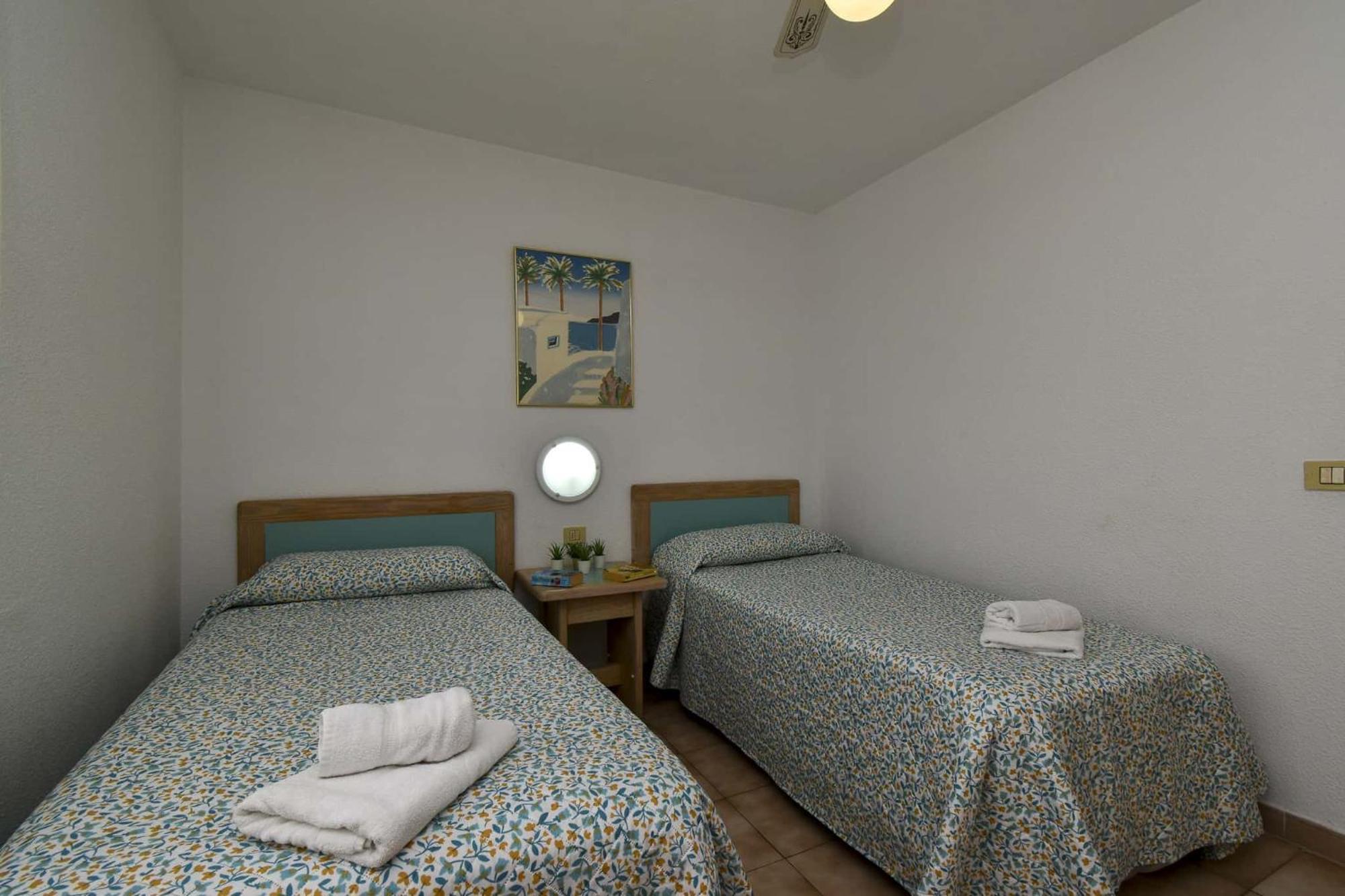 Castle Harbour 32 - One Bed * Los Cristianos (Tenerife)