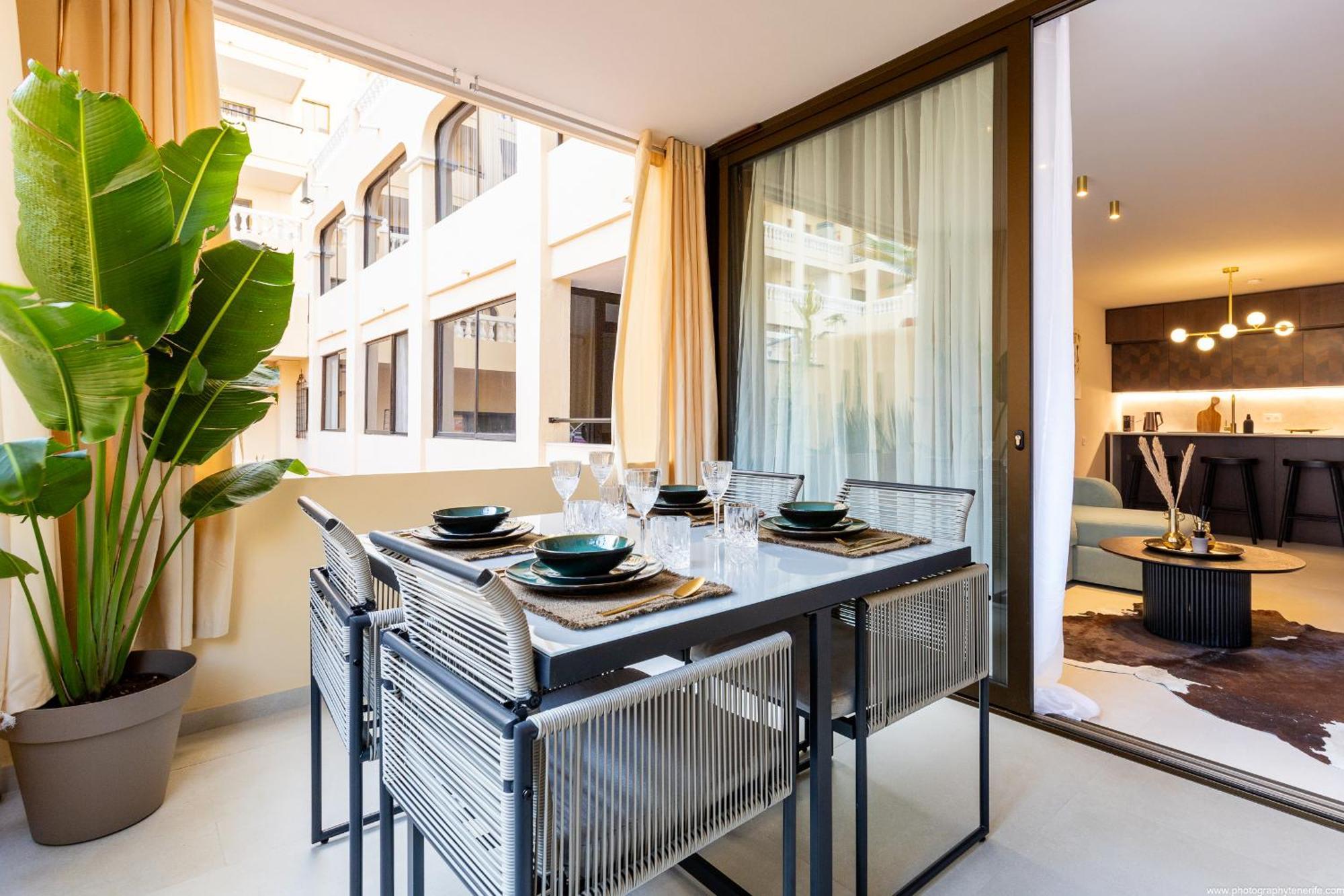 Appartement Castle Harbour Elegant 1-bedroom - Heated Pool, Air Conditioning & Fiber Internet In Cristianos Los Cristianos (Tenerife)