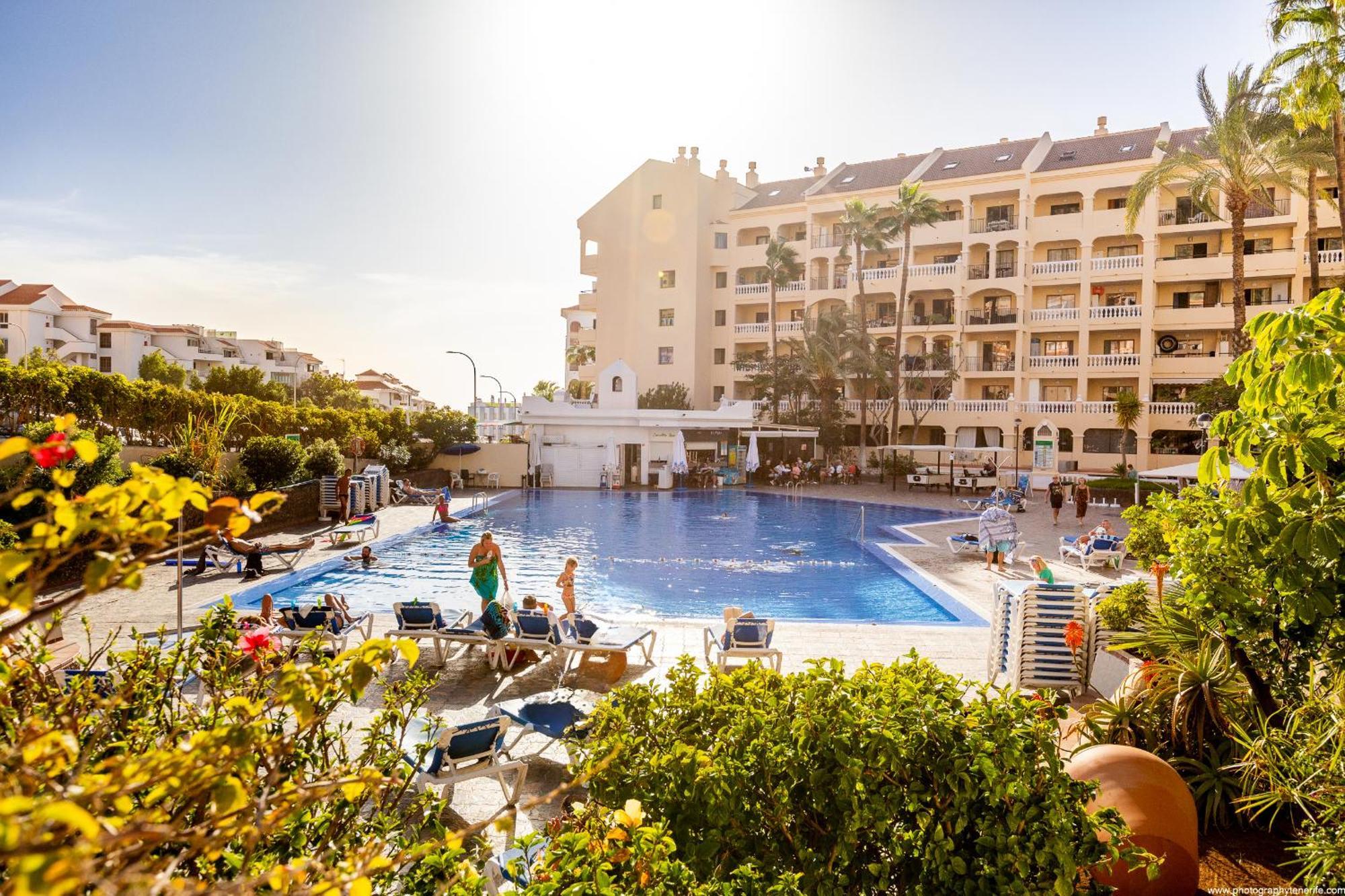 Appartement Castle Harbour Elegant 1-bedroom - Heated Pool, Air Conditioning & Fiber Internet In Cristianos