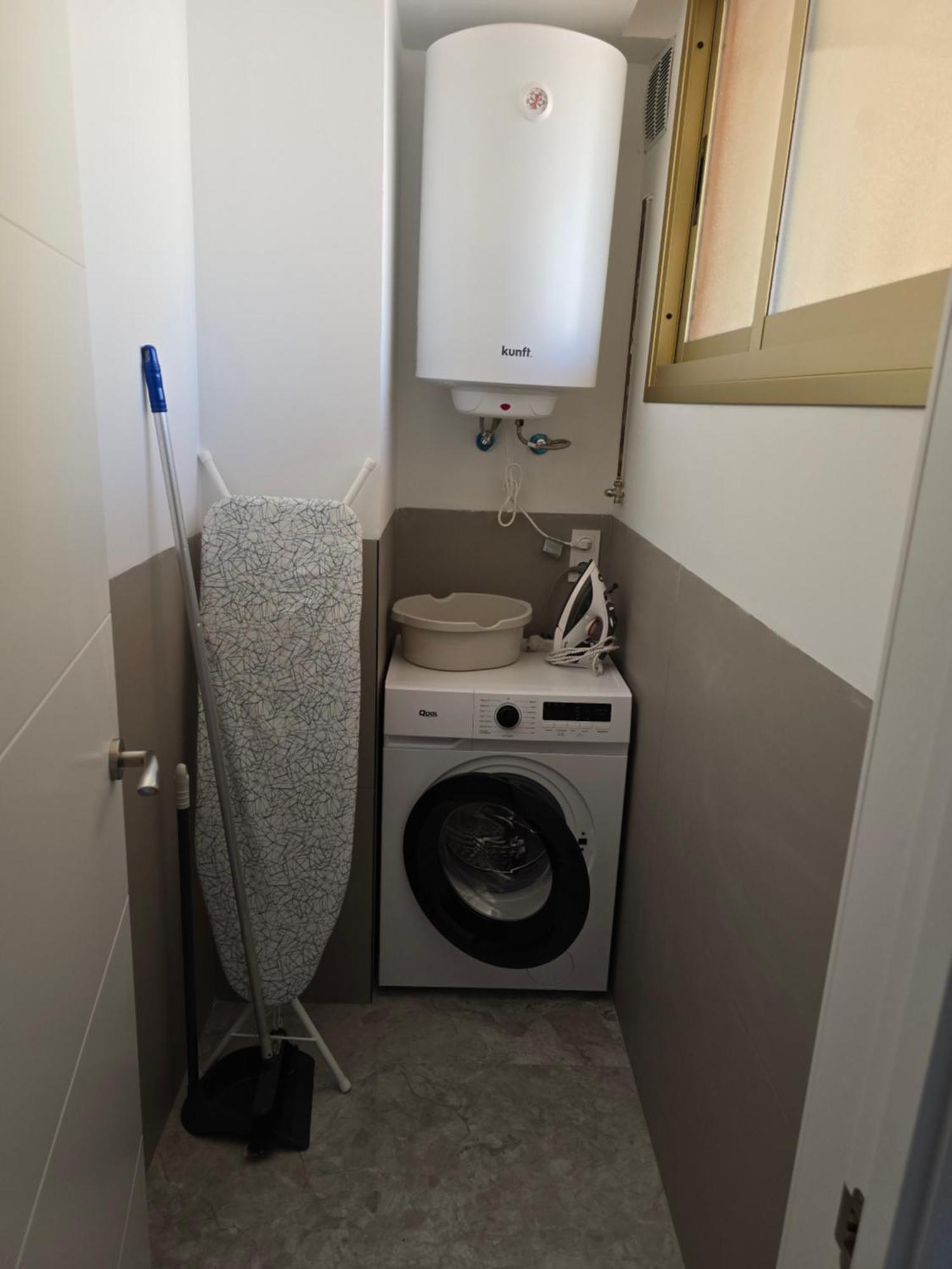 Exclusive Eden, Marble Floor, Luxury Bathroom, Heated Pool, Close To Centre, Sea View, Balcony Apartment