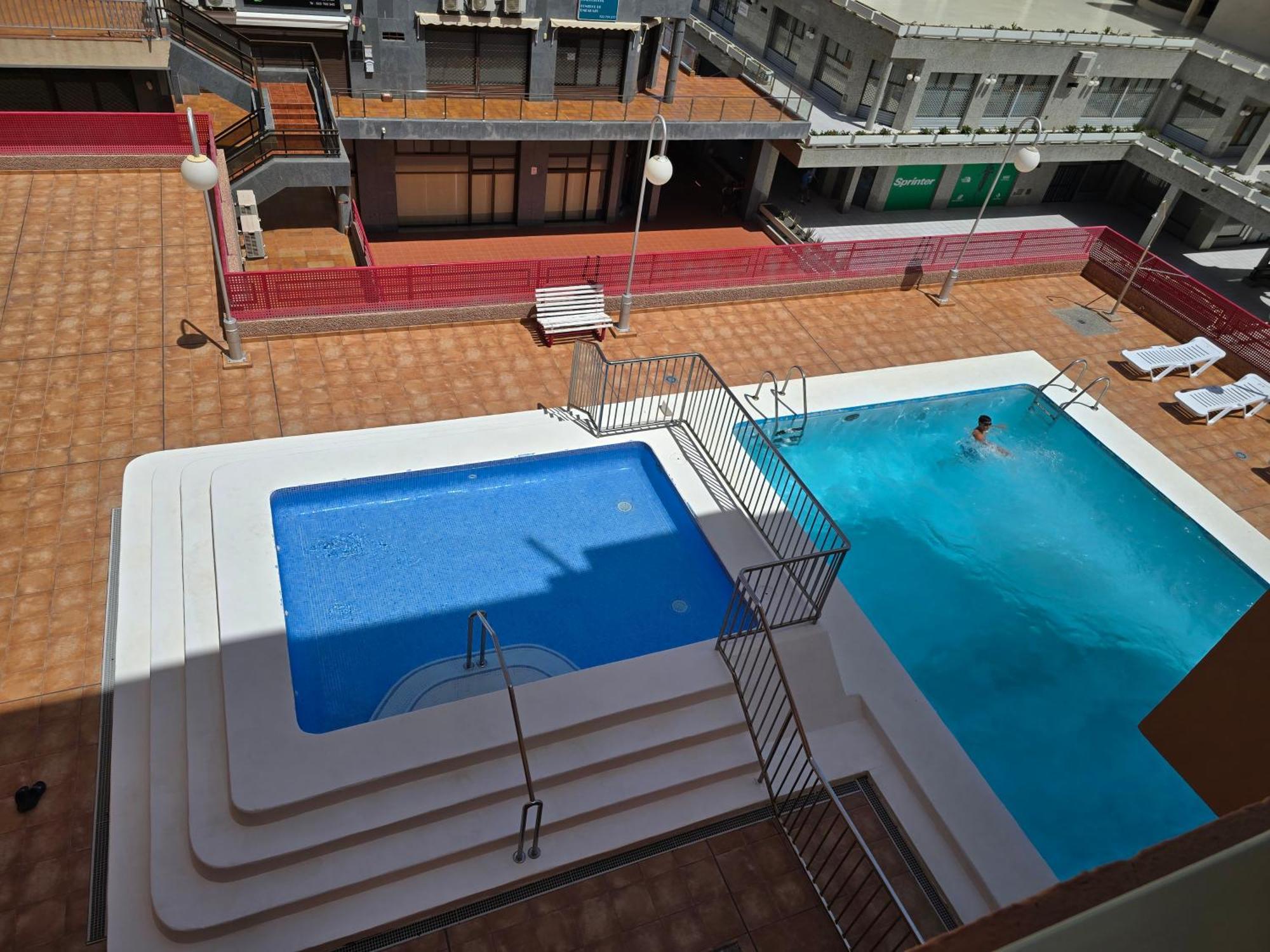 Exclusive Eden, Marble Floor, Luxury Bathroom, Heated Pool, Close To Centre, Sea View, Balcony Apartment *