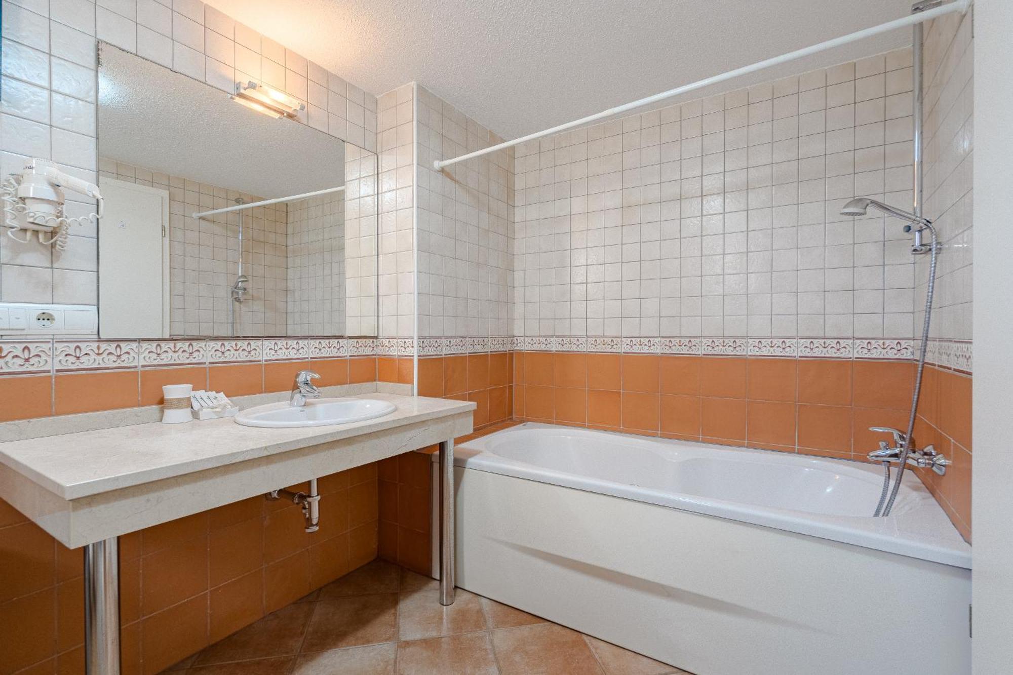 Holiday home With Private Pool And Beautiful Garden Los Cristianos (Tenerife)