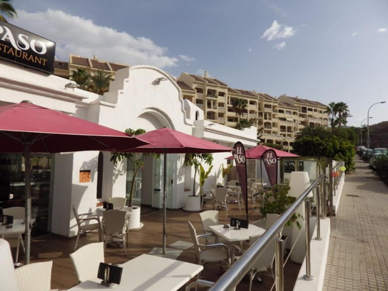 Apartamento Bright With Pool & Garden View Ref C014 *