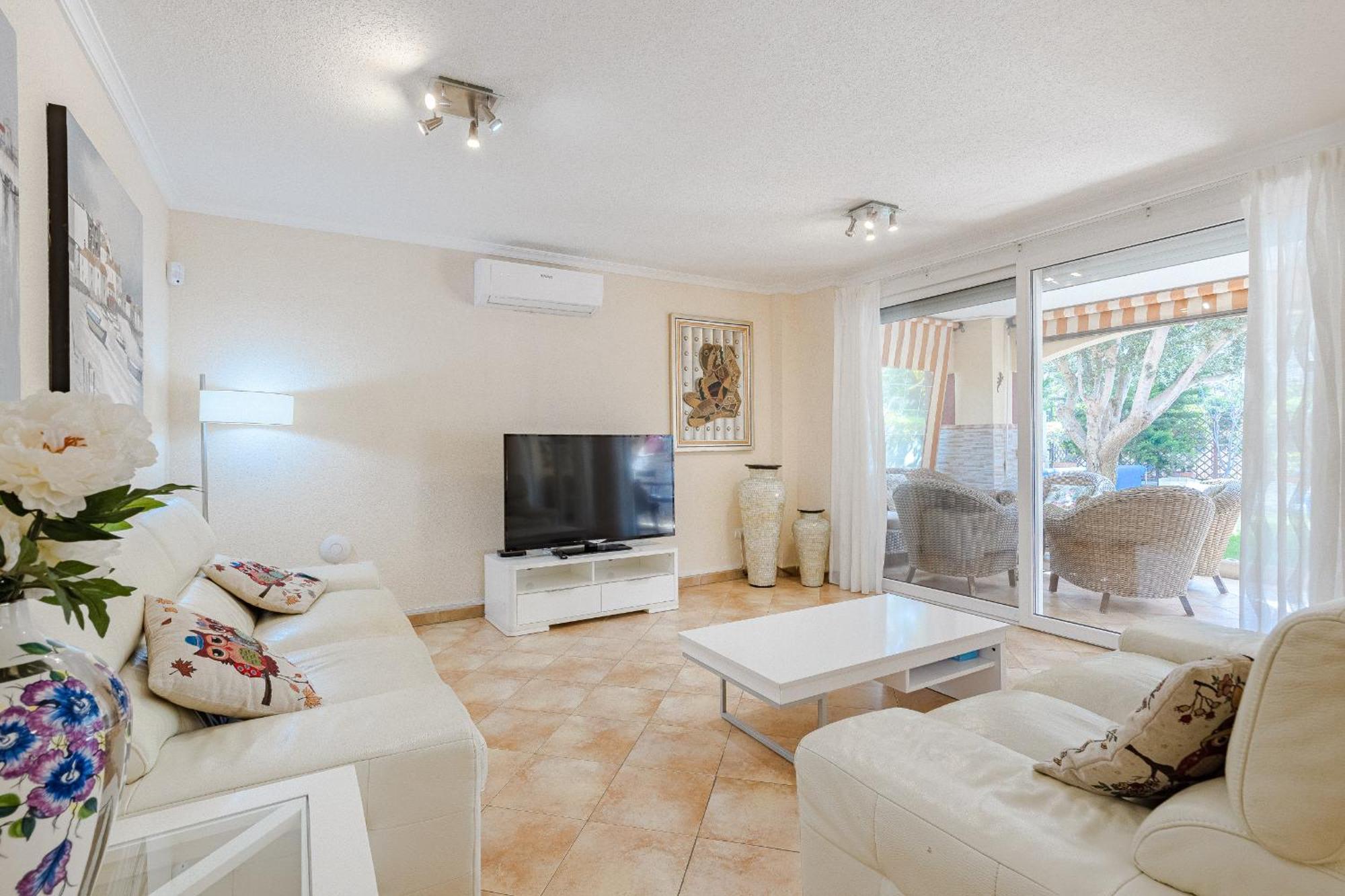 With Private Pool And Beautiful Garden Holiday home *
