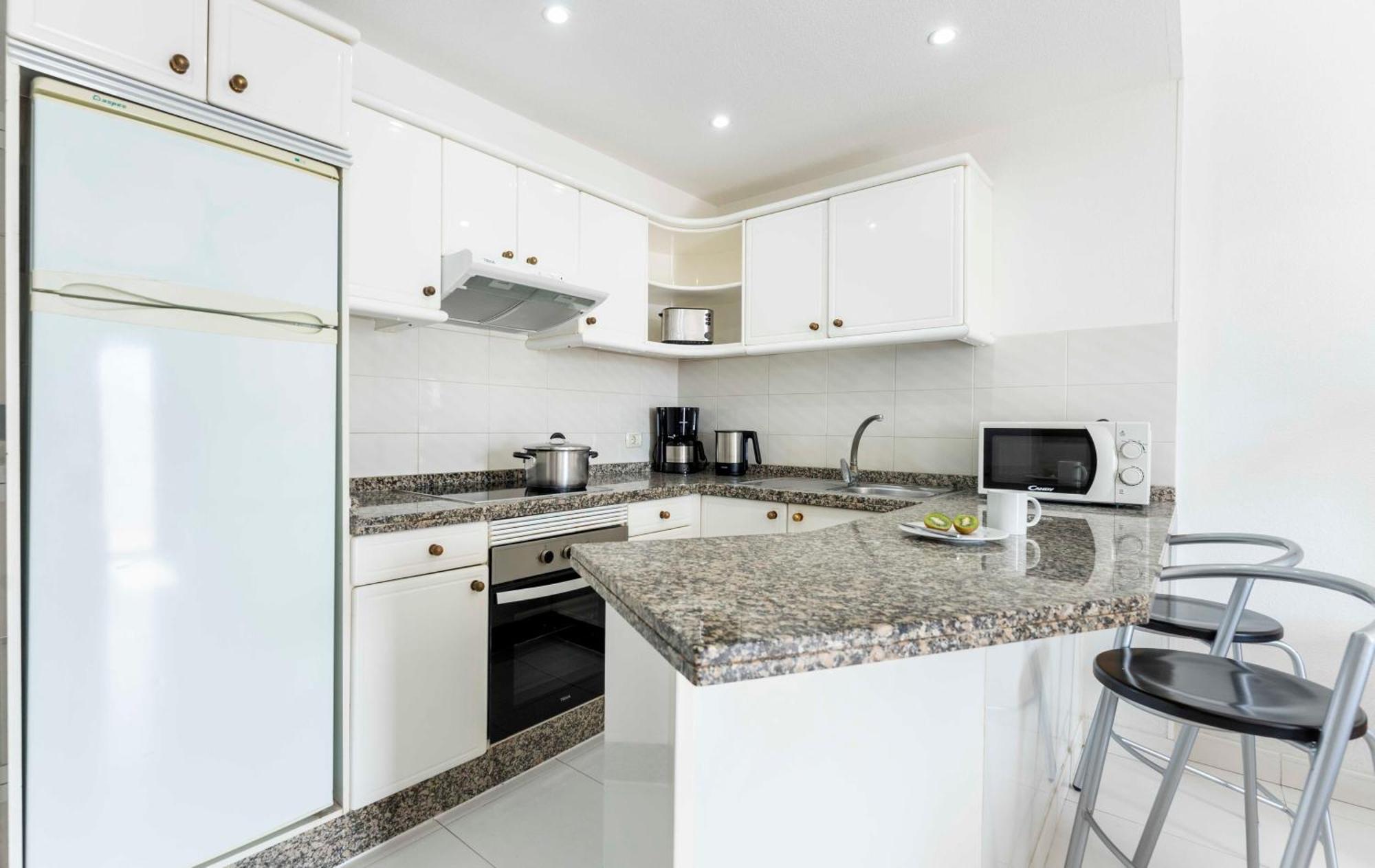 Beverly Hills Heights Aparthotel