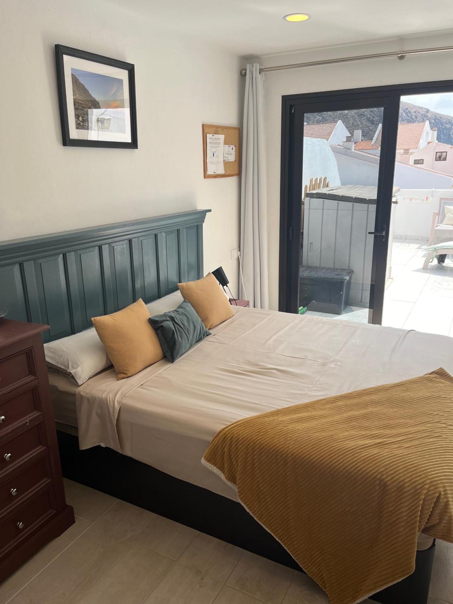 Sea View Penthouse With Large Terrace * Los Cristianos (Tenerife)