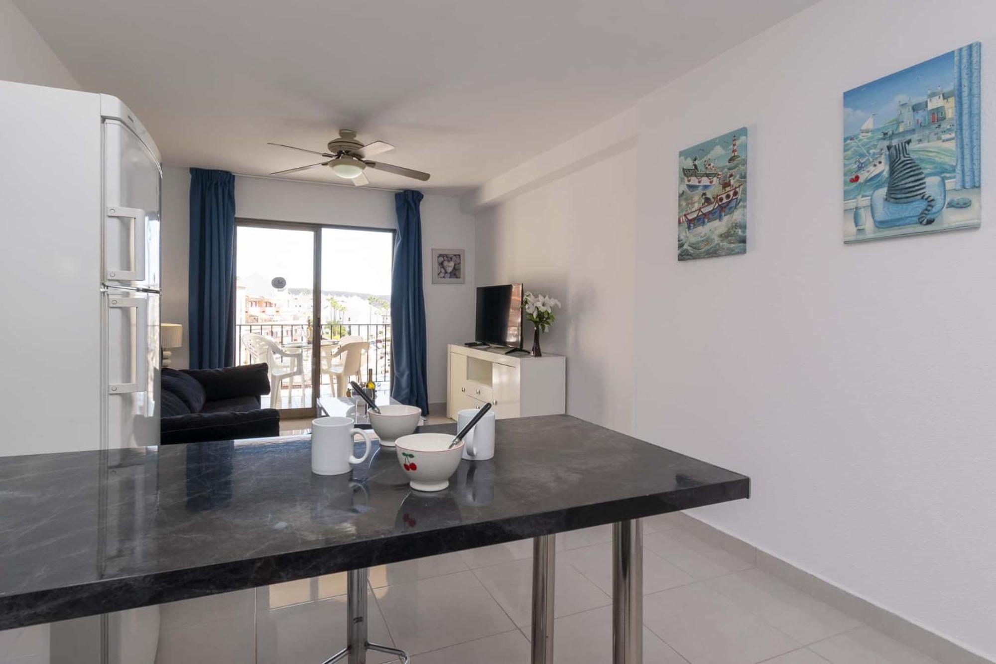Castle Harbour 35 - Two Bed Appartement Los Cristianos (Tenerife)