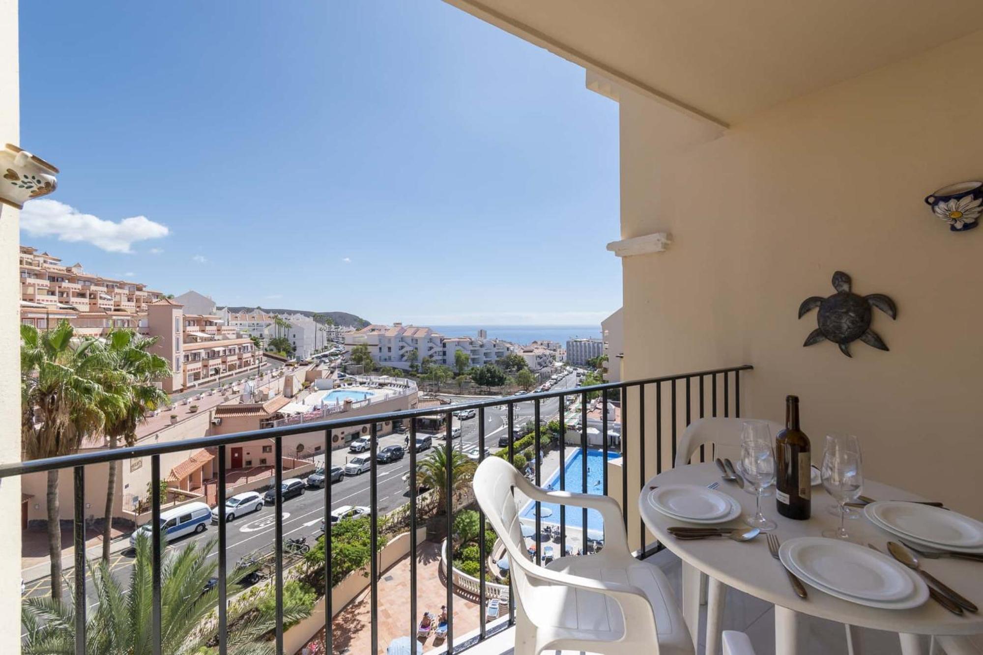Castle Harbour 35 - Two Bed Los Cristianos (Tenerife)