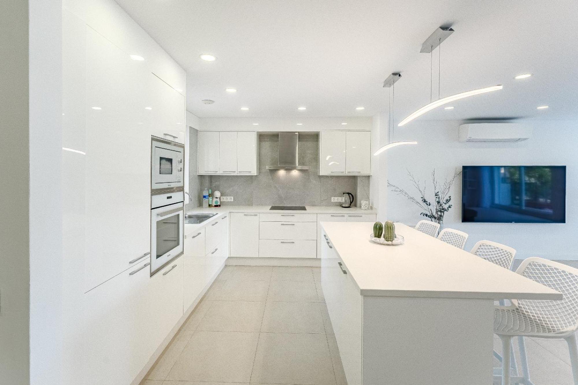 Luxury In Cristianos Villa *