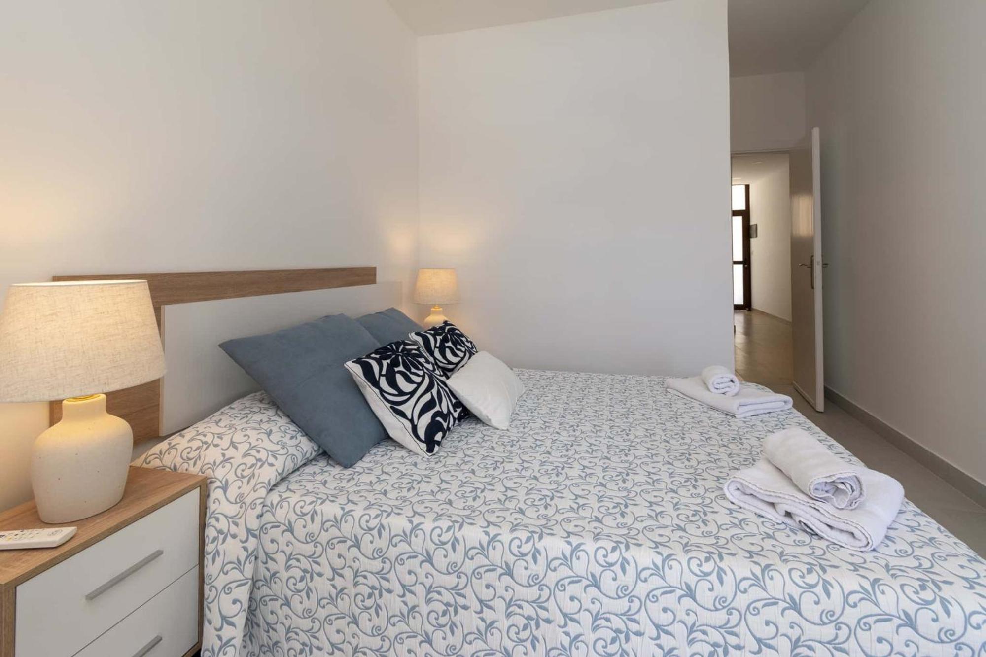 Santa Amalia 1 - Three Bed Los Cristianos (Tenerife)