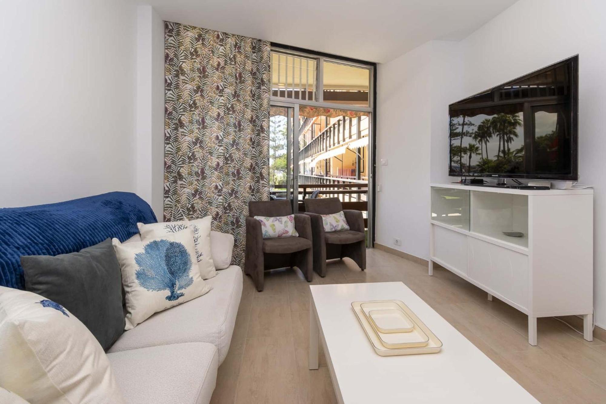 Santa Amalia 1 - Three Bed Los Cristianos (Tenerife)